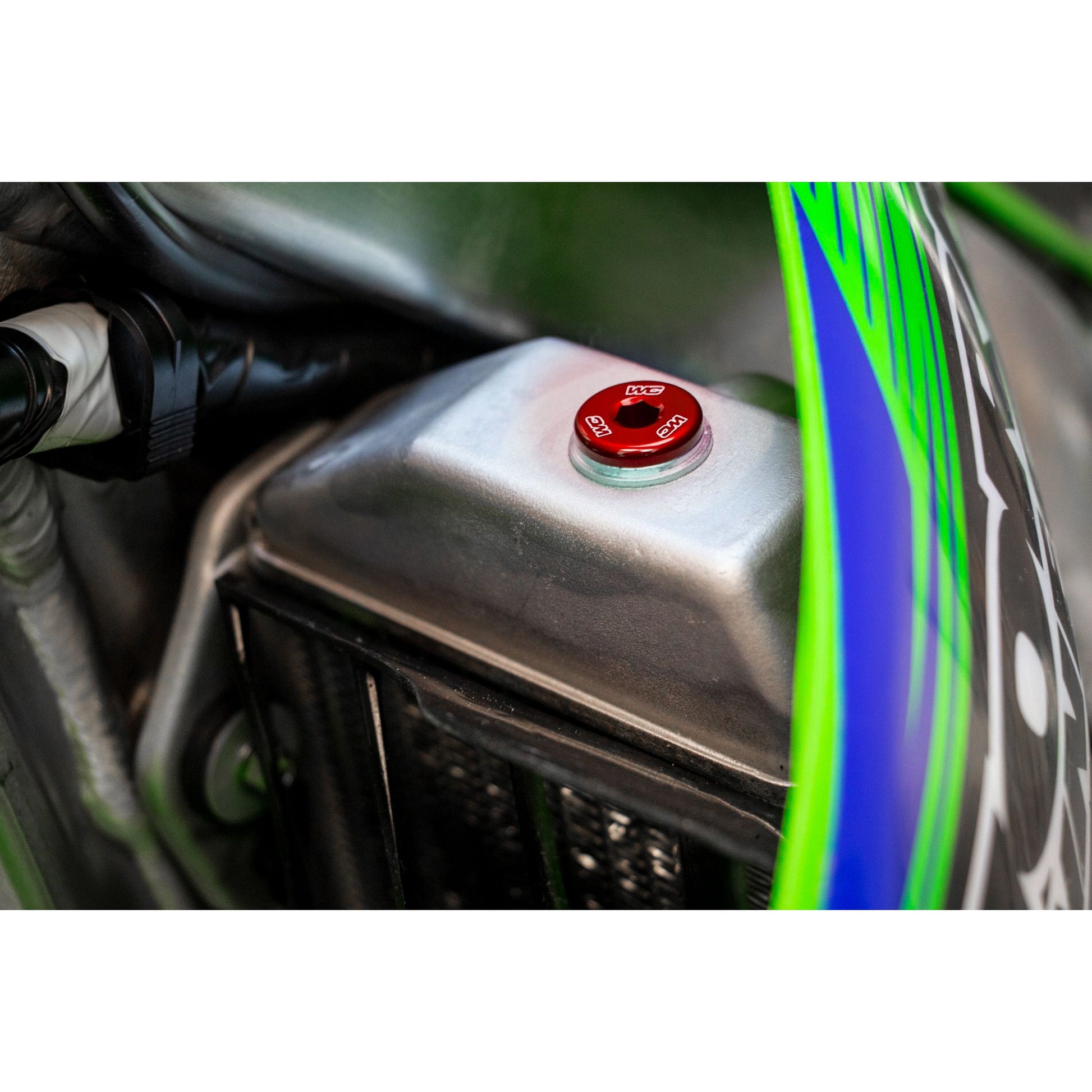 Radiator Plug Red Hon/Kaw