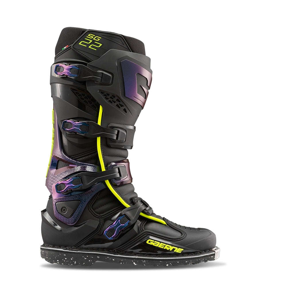 Sg22 Boots Chameleon Sz 9