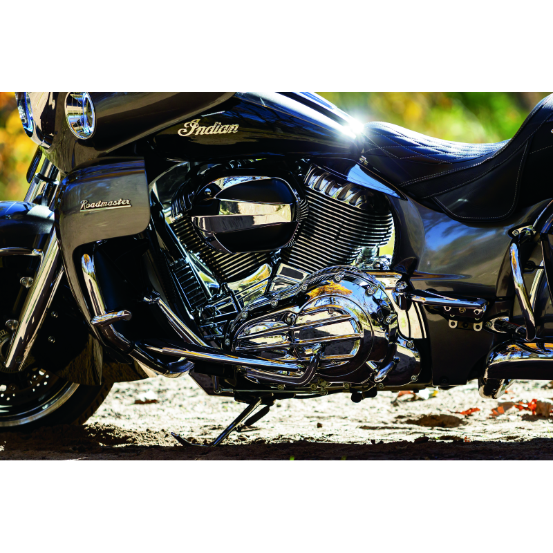 Kuryakyn Rear Oil Panel Accent Chrome Indian