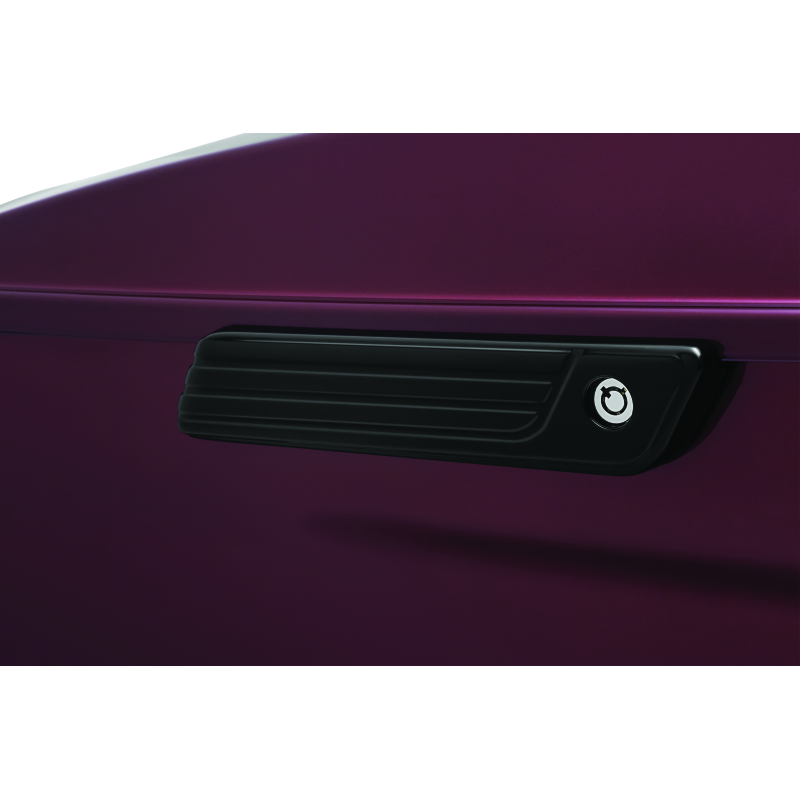 Kuryakyn Tri-Line Saddlebag Hinge Covers Gloss Black