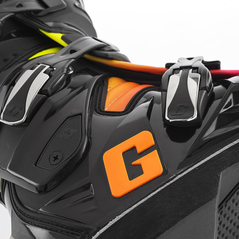 
                      
                        Gaerne SG12 Limited Edition Boot Black/Orange/Pink - Size 9
                      
                    