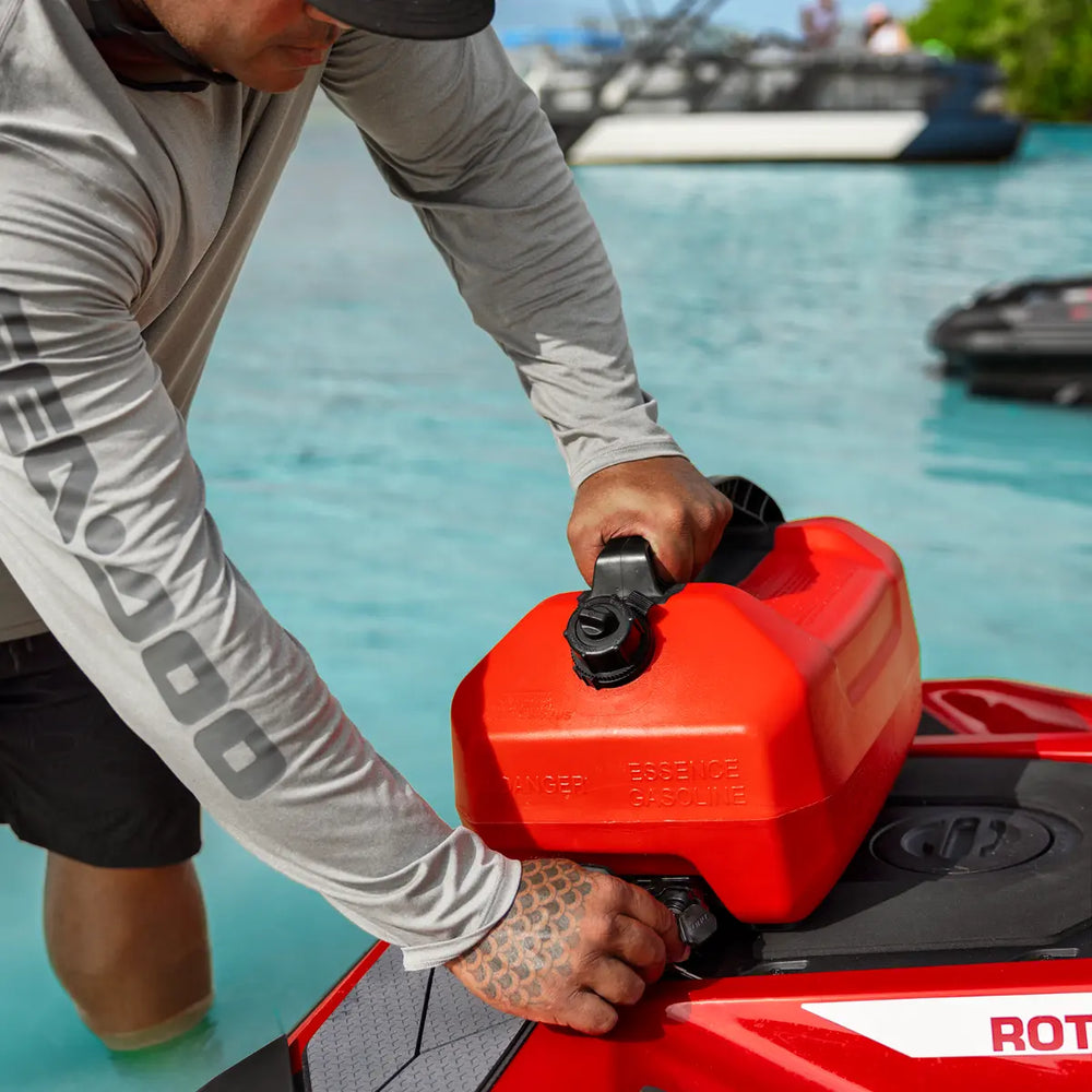 
                      
                        Sea-Doo LinQ 5 US Gal (20 L) Fuel Caddy
                      
                    