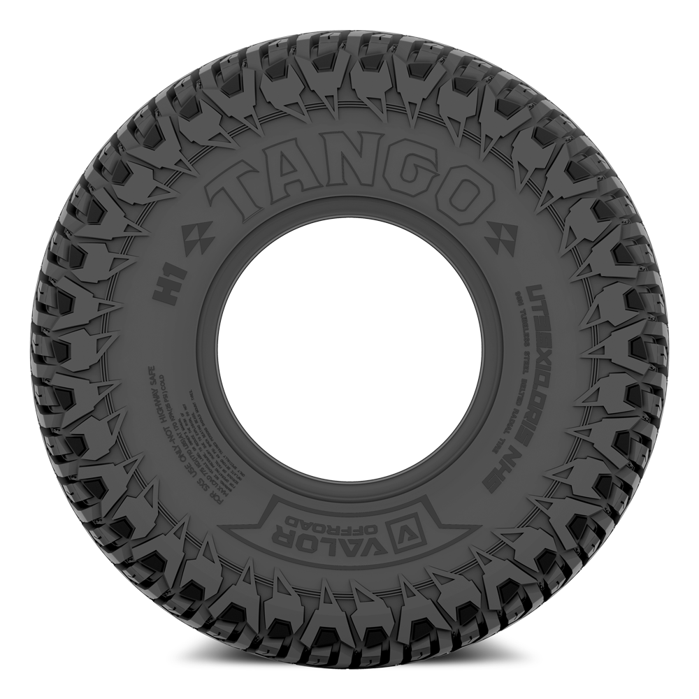 Tango on 15x7 V16 SB UTV Wheel and Tire Kit